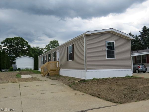 2663 Lake Breeze Drive, Madison, OH 44057