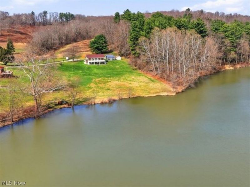 1430 Magnolia Road SW, Dellroy, OH 44620 Photo 1