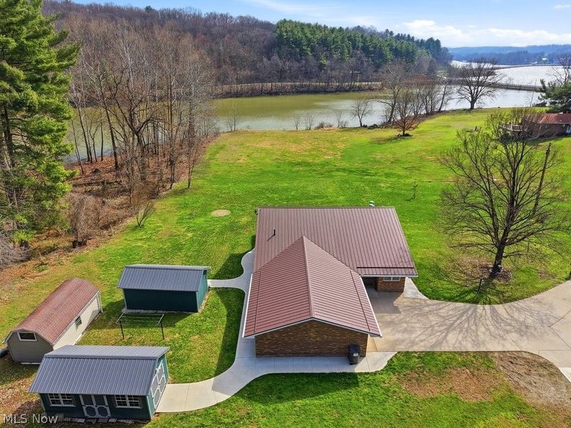 1430 Magnolia Road SW, Dellroy, OH 44620 Photo 49