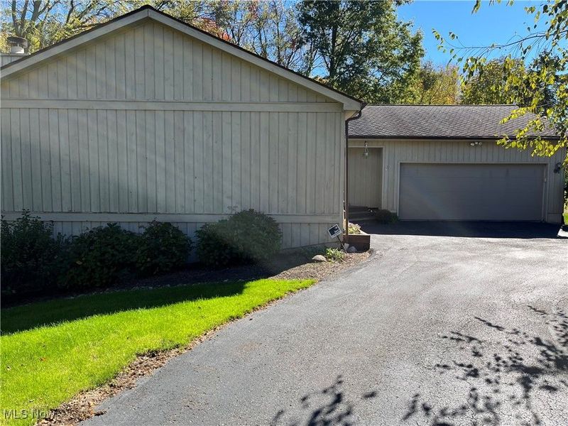 7578 Heather Circle, Kent, OH 44240 Photo 2