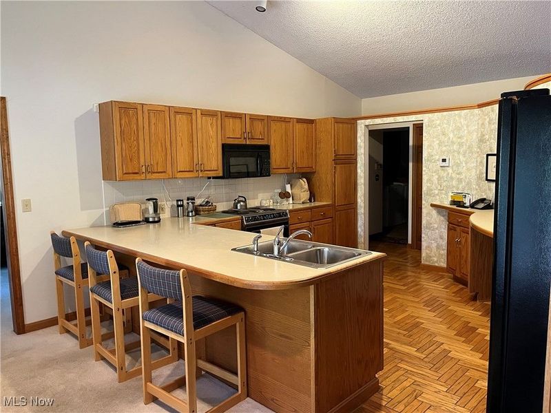 7578 Heather Circle, Kent, OH 44240 Photo 4