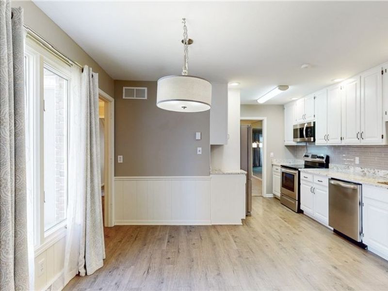 2592 Falmouth Road, Fairlawn, OH 44333 Photo 15