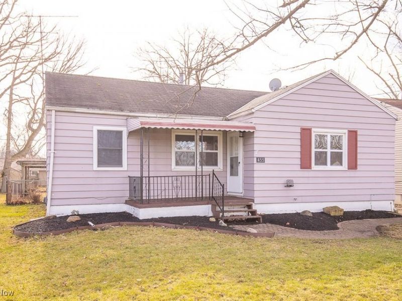 455 Metcalf Road, Elyria, OH 44035 Photo 2