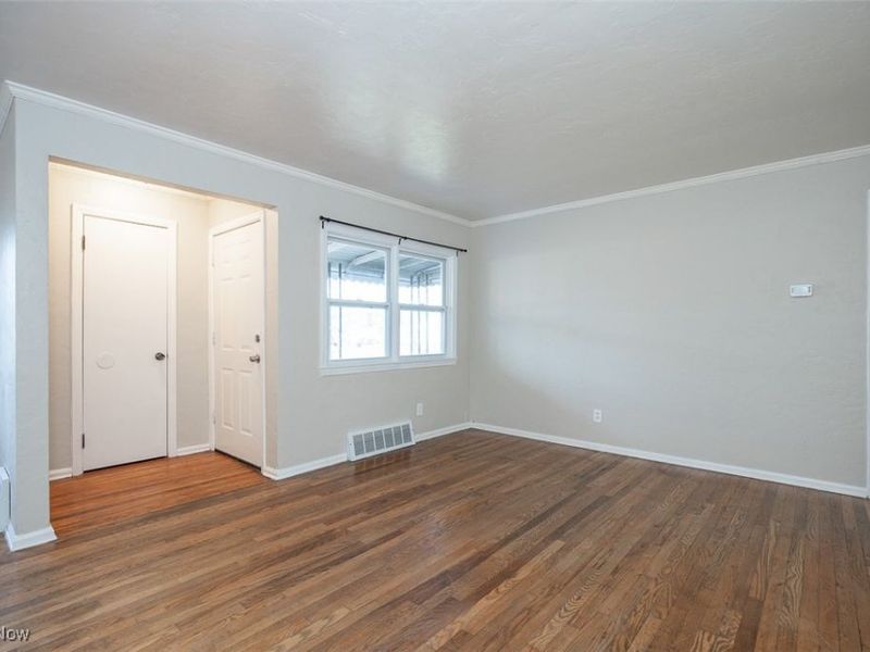 455 Metcalf Road, Elyria, OH 44035 Photo 3