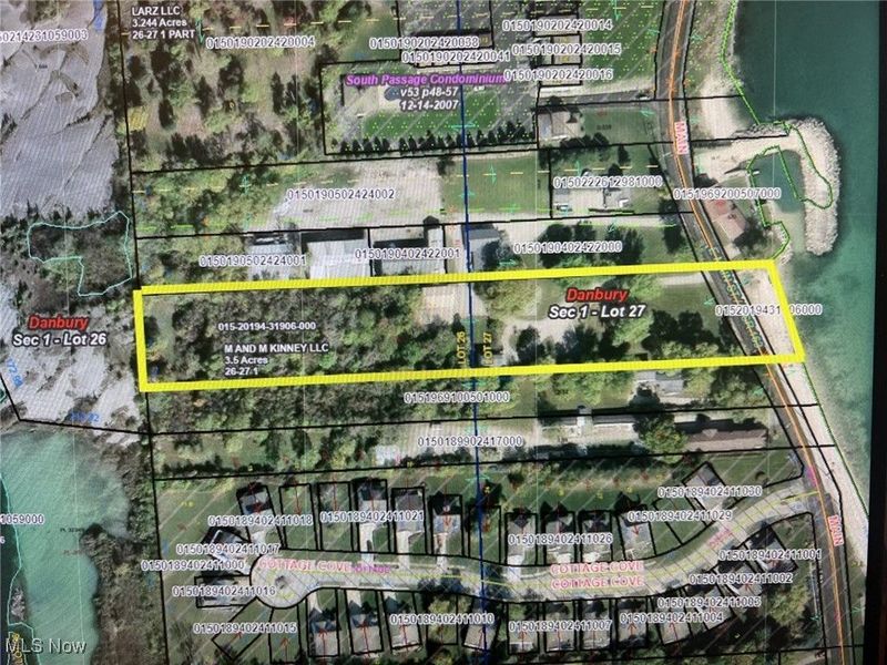 902 E Main Street, Lakeside Marblehead, OH 43440 Photo 2