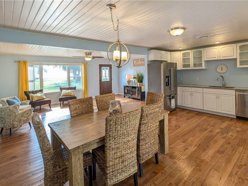 828 E Main Street, Lakeside Marblehead, OH 43440 Photo 10