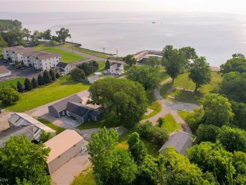 828 E Main Street, Lakeside Marblehead, OH 43440 Photo 6