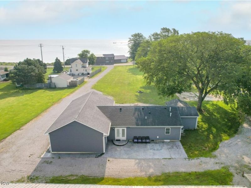 828 E Main Street, Lakeside Marblehead, OH 43440 Photo 8