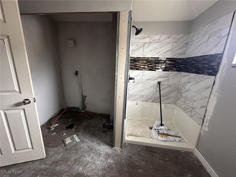 132 E Main Street, South Amherst, OH 44001 Photo 13