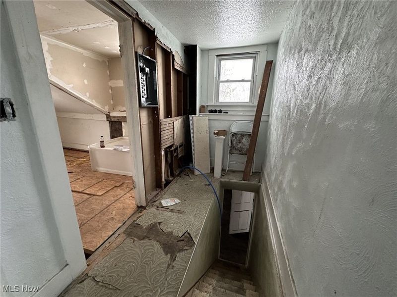 132 E Main Street, South Amherst, OH 44001 Photo 14