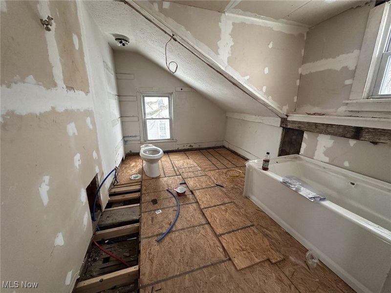 132 E Main Street, South Amherst, OH 44001 Photo 19