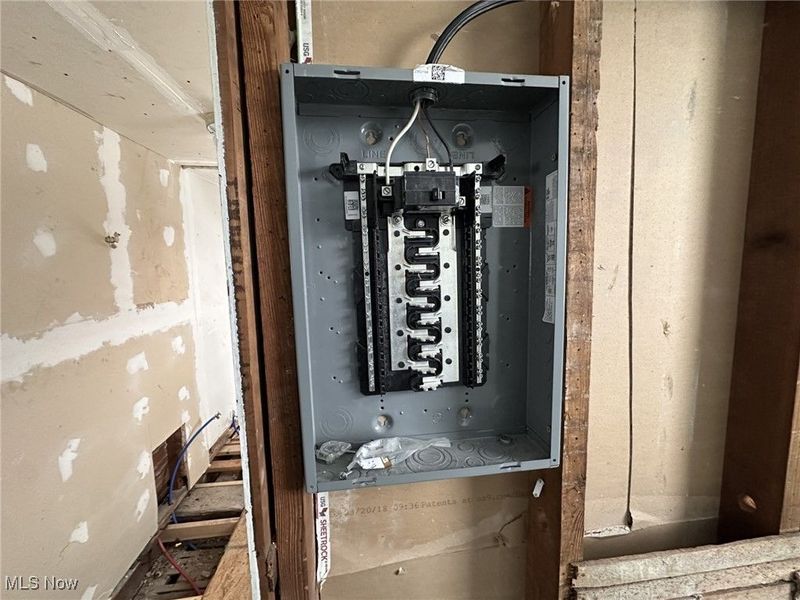 132 E Main Street, South Amherst, OH 44001 Photo 21