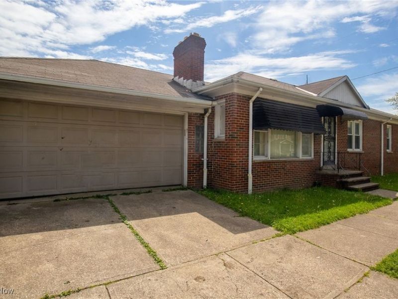 14903 Glendale Avenue, Cleveland, OH 44128 Photo 5