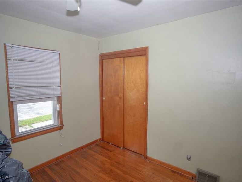 14903 Glendale Avenue, Cleveland, OH 44128 Photo 6