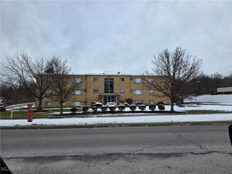 5200 Royalton Road, Unit 10C, North Royalton, OH 44133 Photo 2