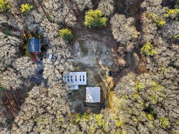 15 Forest St, Plympton, MA 02367