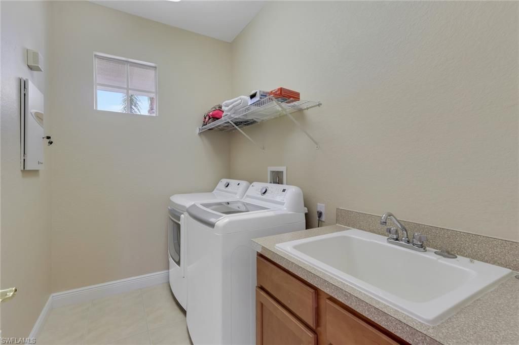 28666 San Lucas Ln, Unit 202, Bonita Springs, FL 34135 Photo