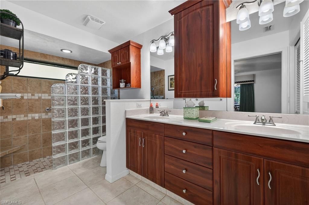 5857 Wyldewood Lakes Ct, Fort Myers, FL 33919 Photo