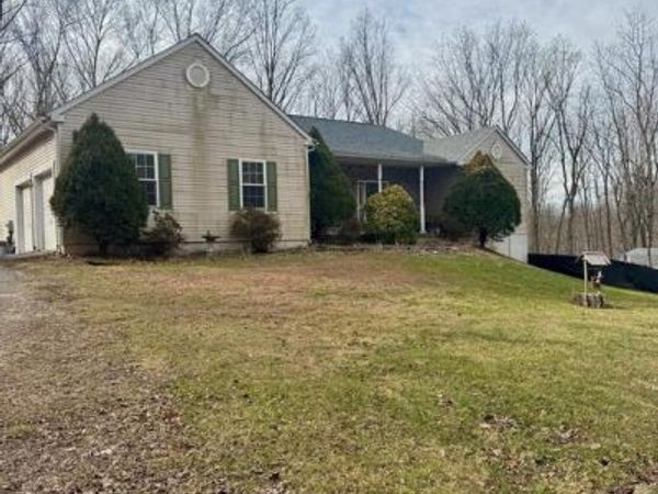 101 LENTZ WAY, HONEY BROOK, PA 19344