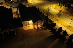 321 Bloomington Way photo 4