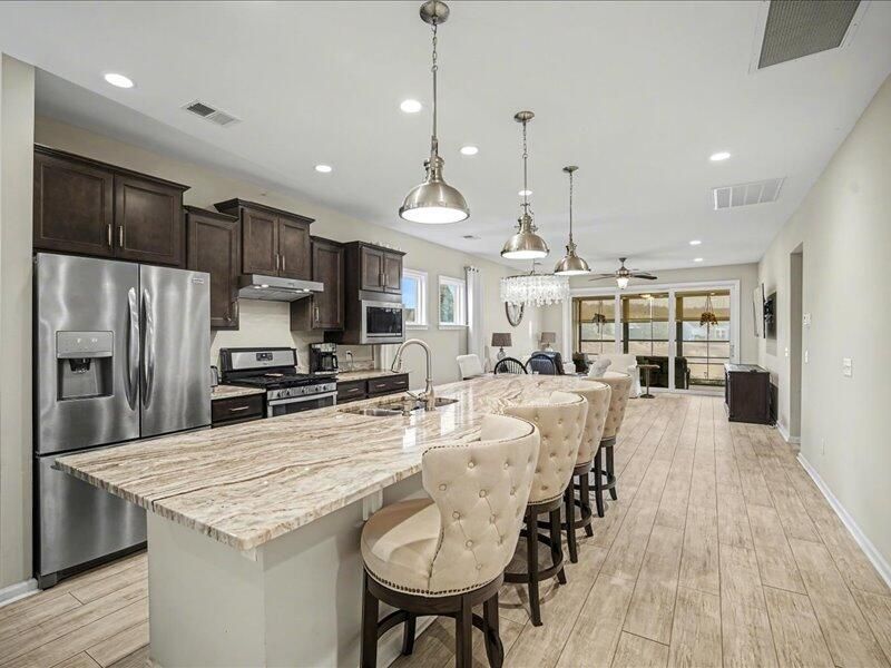 321 Bloomington Way Photo 31