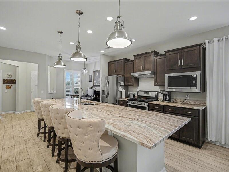 321 Bloomington Way Photo 32