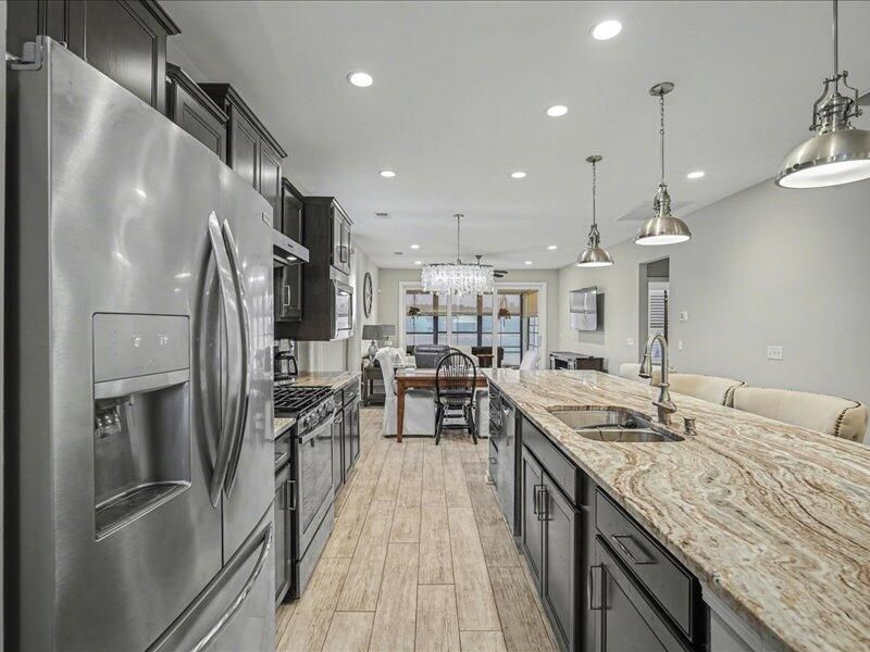 321 Bloomington Way Photo 34