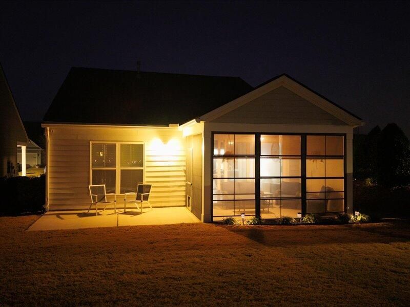 321 Bloomington Way Photo 4