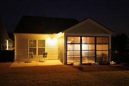 321 Bloomington Way photo 4