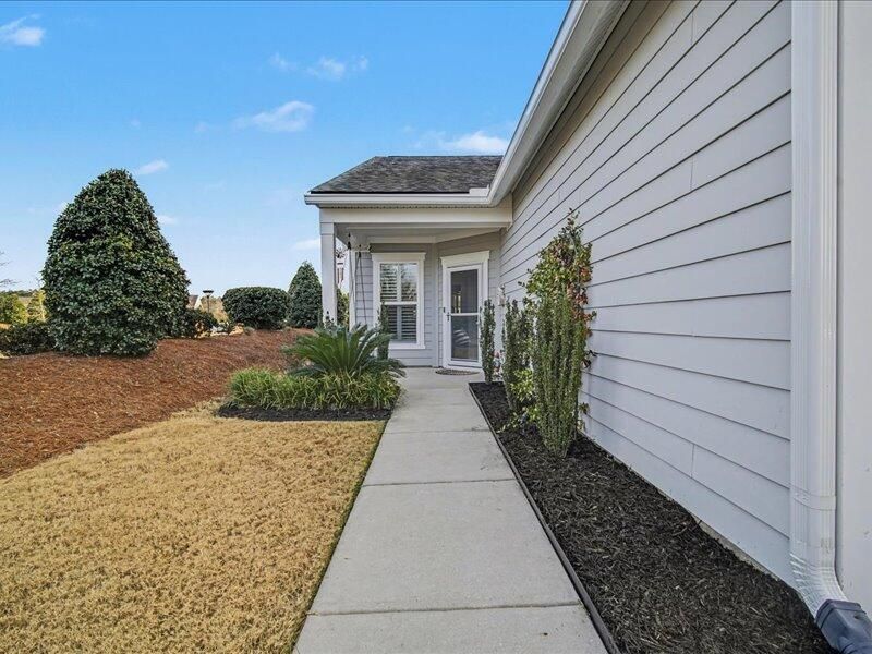 321 Bloomington Way Photo 9