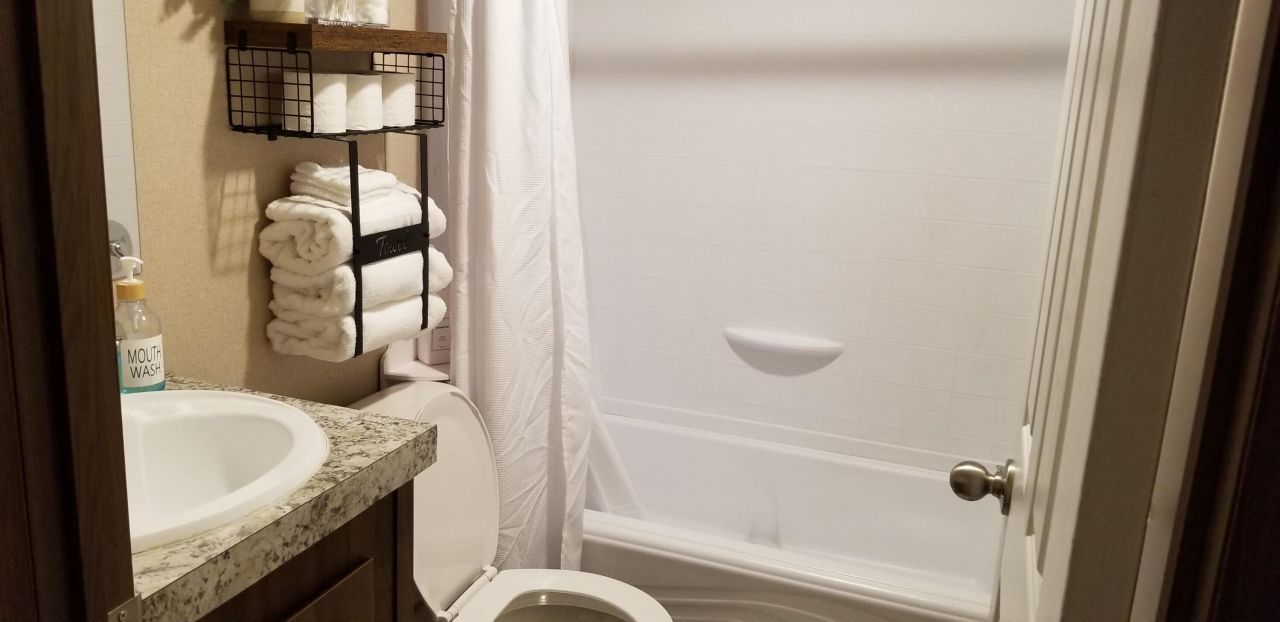 203 Poplar Street Photo 13