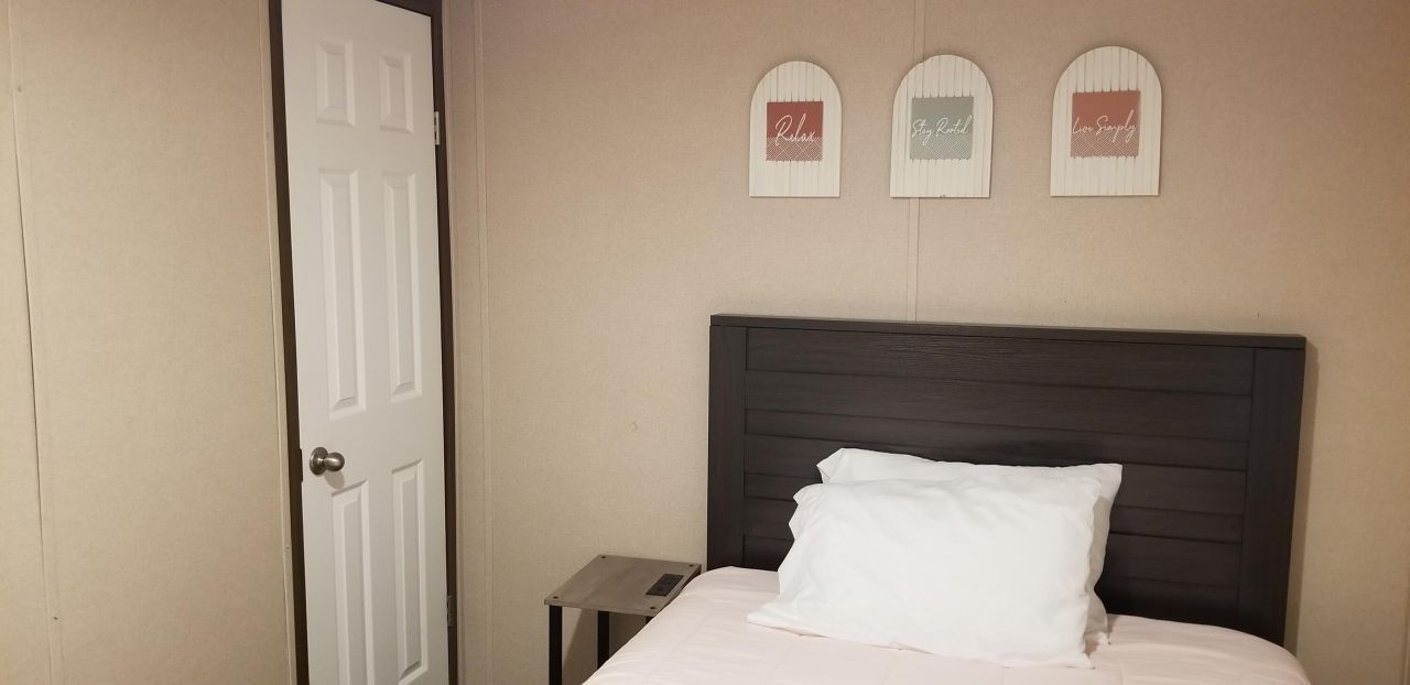 203 Poplar Street Photo 16