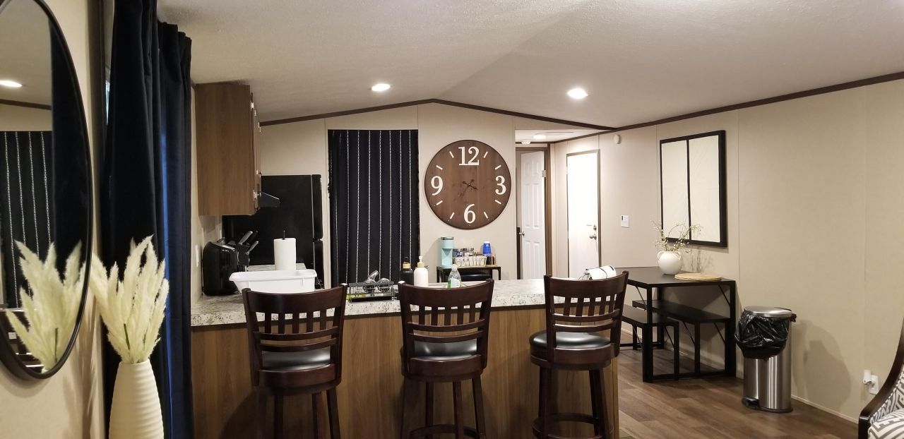 203 Poplar Street Photo 17