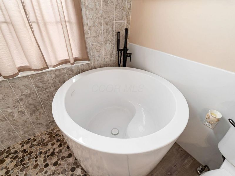 9215 Misty Dawn Drive, Columbus, OH 43240 Photo 16