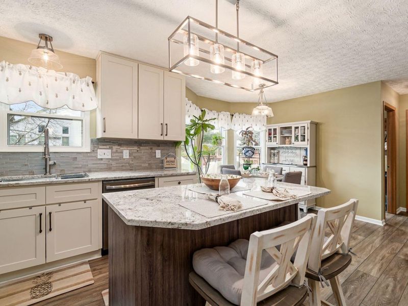 9215 Misty Dawn Drive, Columbus, OH 43240 Photo 7