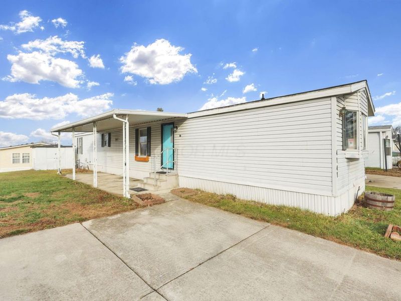 4141 Kershaw Drive, Columbus, OH 43207 Photo 1