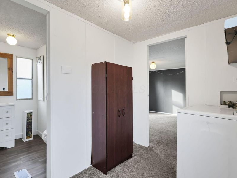 4141 Kershaw Drive, Columbus, OH 43207 Photo 10