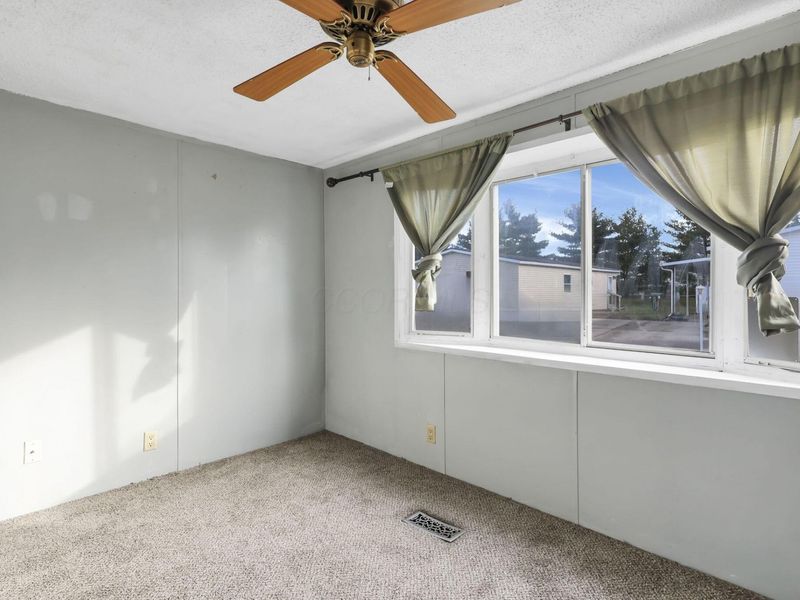 4141 Kershaw Drive, Columbus, OH 43207 Photo 21