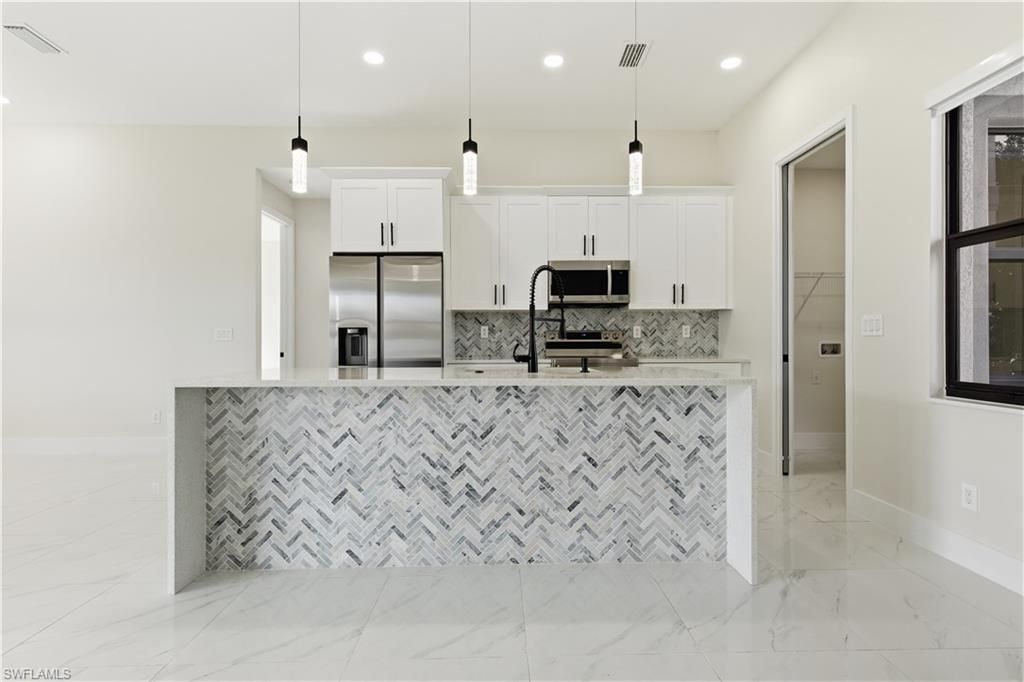 1442 NE 33rd Ln, Cape Coral, FL 33909 Photo
