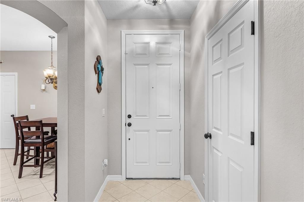 3331 Dandolo Cir, Cape Coral, FL 33909 Photo