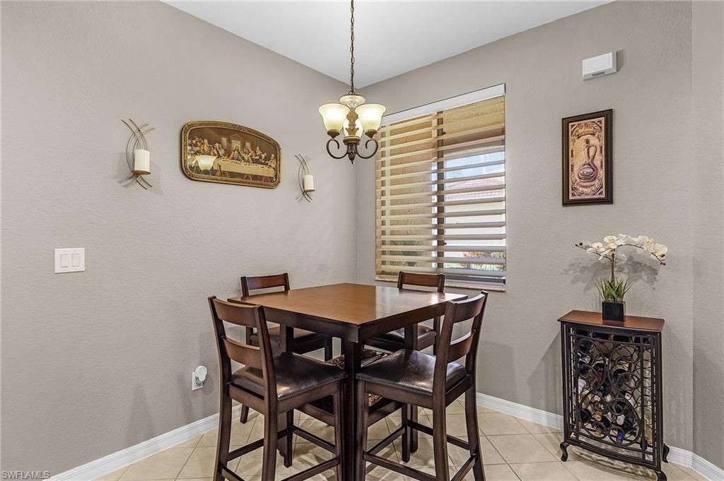 3331 Dandolo Cir, Cape Coral, FL 33909 Photo