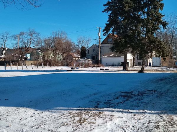 11577 S La Salle Street, Chicago, IL 60628