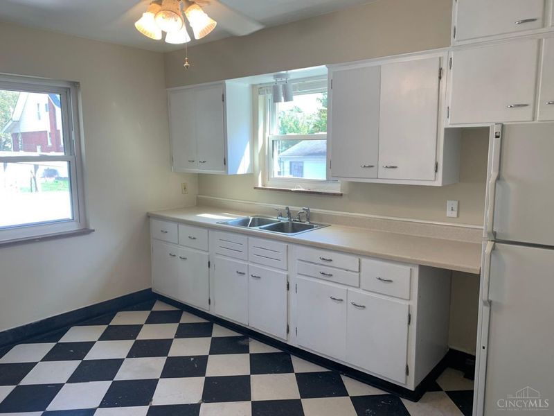 3608 Robb Avenue, Cheviot, OH 45211 Photo 7