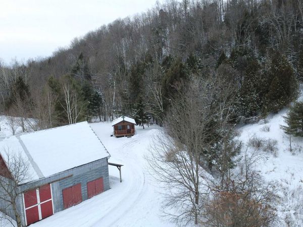 576 Darling Hill Road, Derby, VT 05829