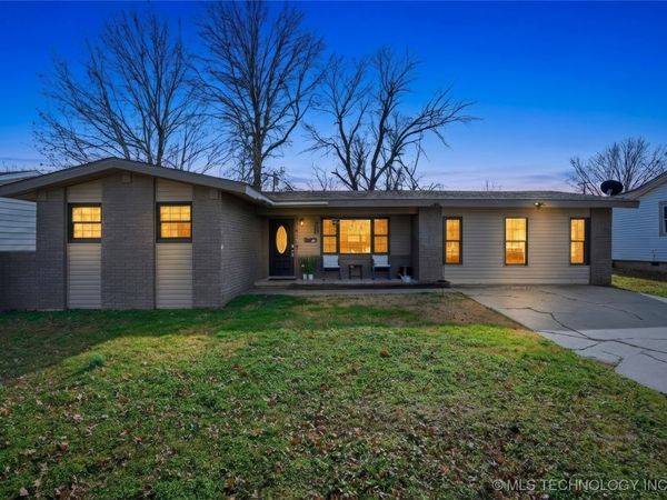 322 E Maple Street, Skiatook, OK 74070