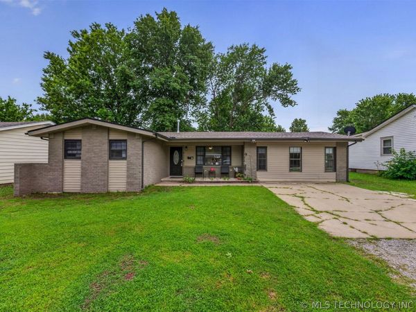 322 E Maple Street, Skiatook, OK 74070