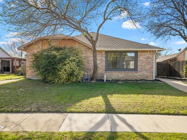 4461 Chapman Street, The Colony, TX 75056