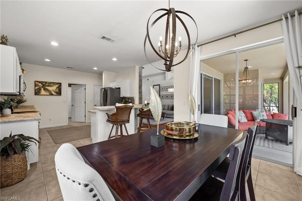 6996 Burnt Sienna Cir, Naples, FL 34109 Photo
