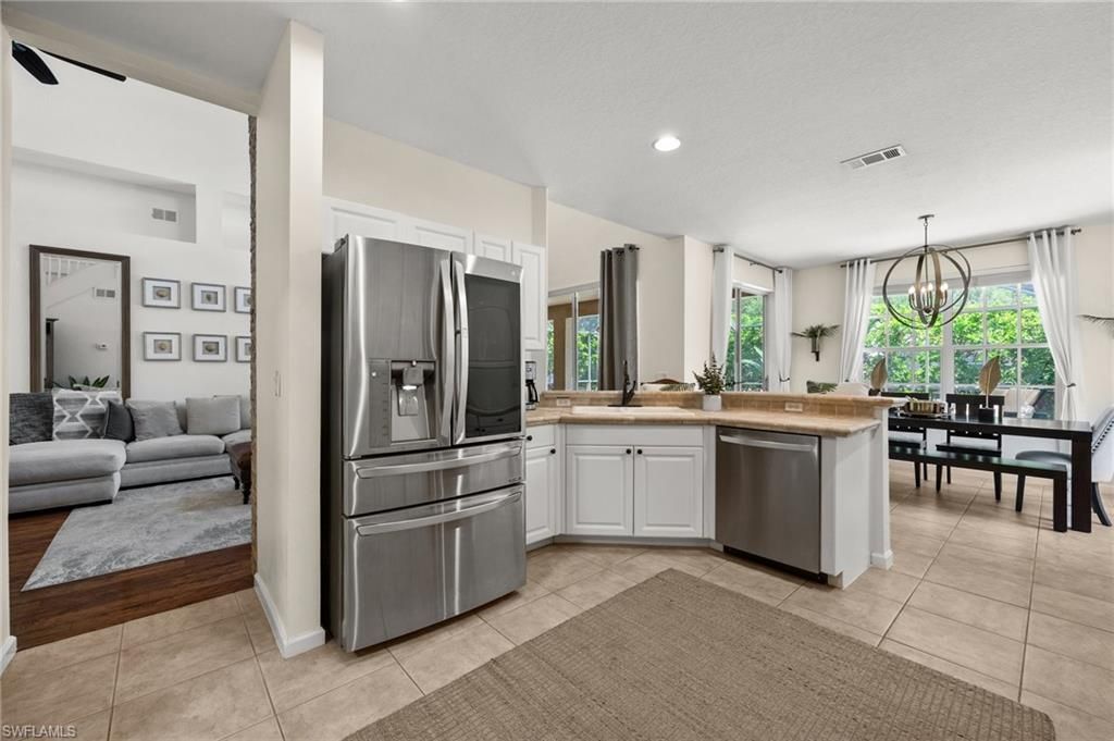 6996 Burnt Sienna Cir, Naples, FL 34109 Photo