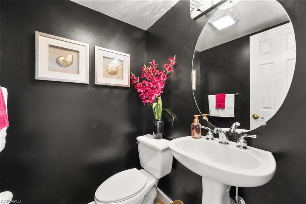 6996 Burnt Sienna Cir, Naples, FL 34109 Photo